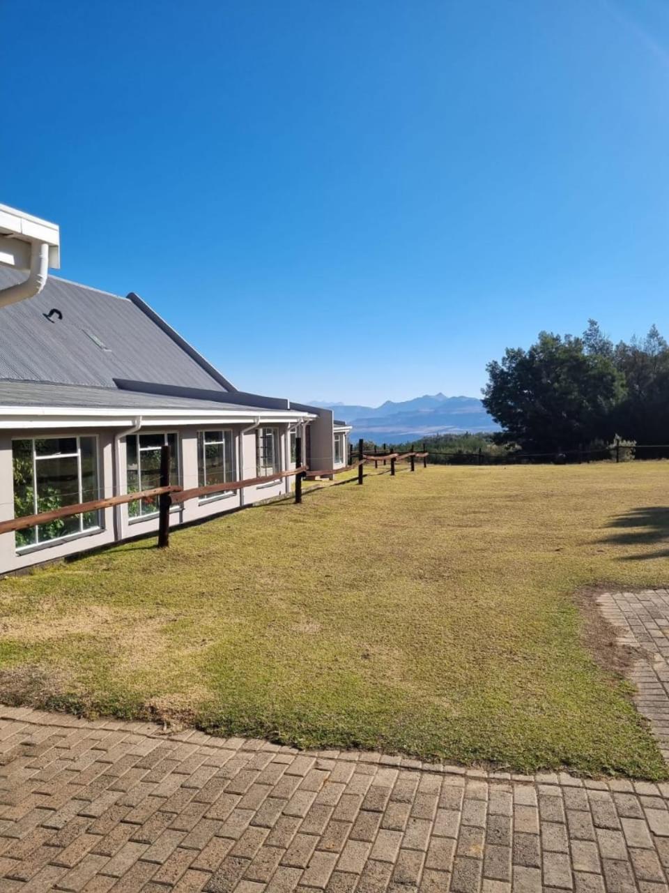 Pensjonat Drakensberg Mountain Retreat Bergville Zewnętrze zdjęcie